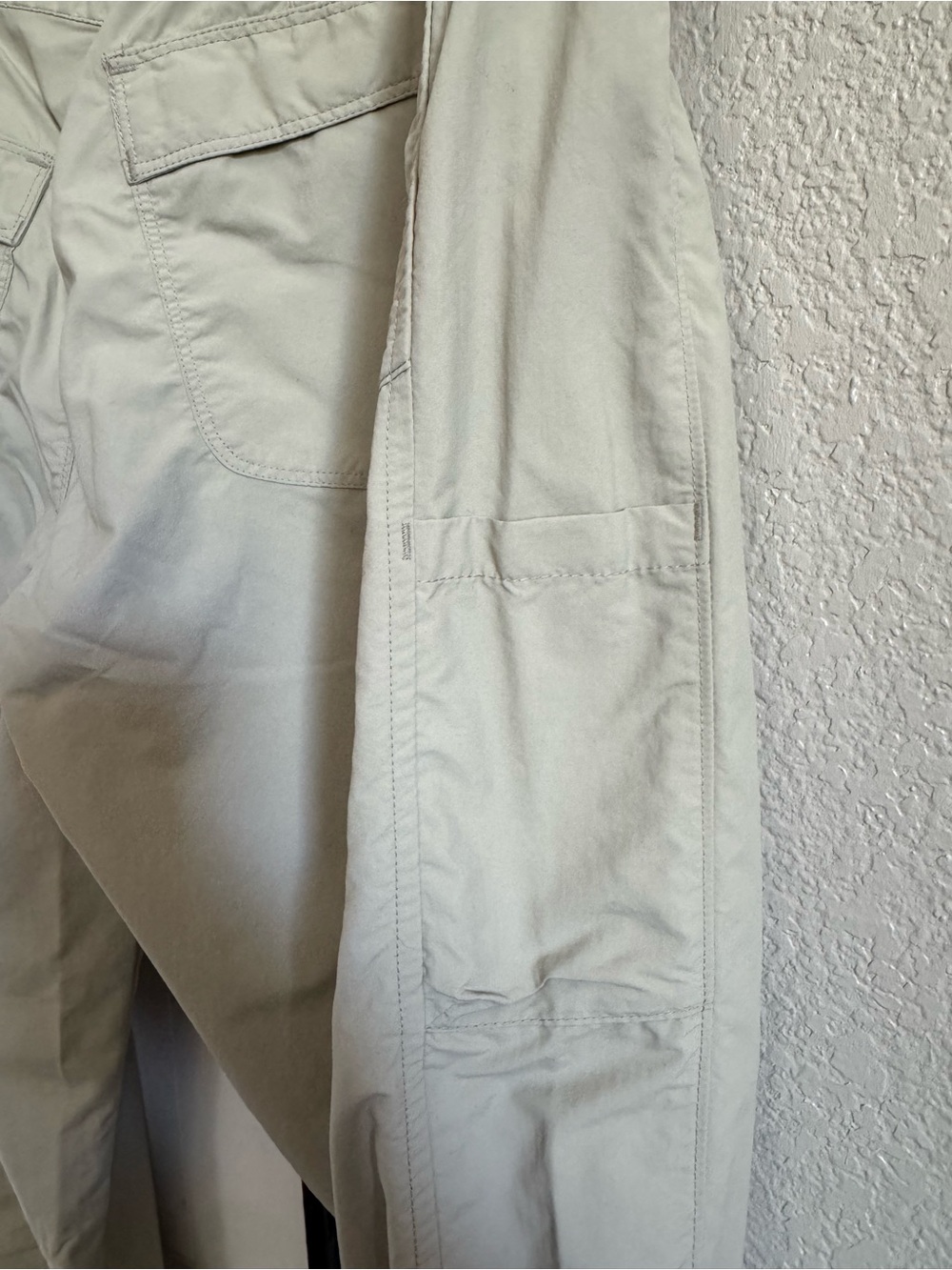 Marmot Women’s Convertible Hiking Pants 8 Tan Nylon UPF Zip Off Trail Travel - Picture 5 of 11